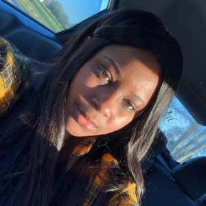 Meet your Posher, Kierra